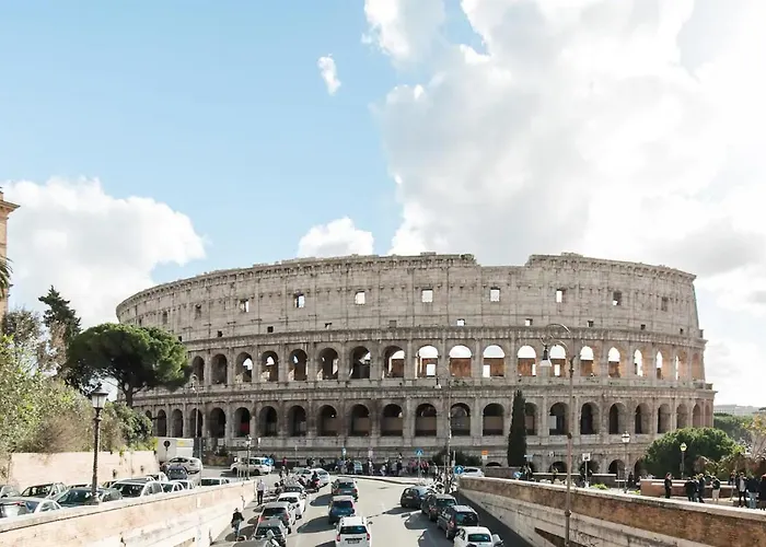 Colosseum's Courtyard * Рим