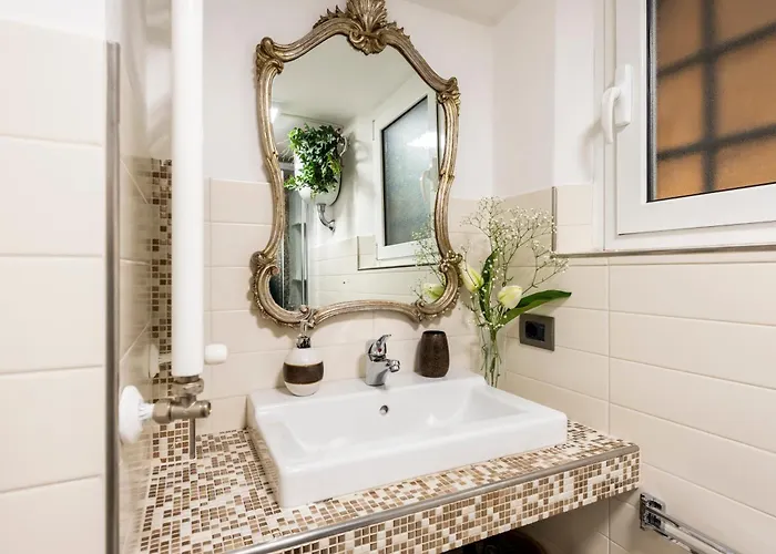 Colosseum's Courtyard Рим